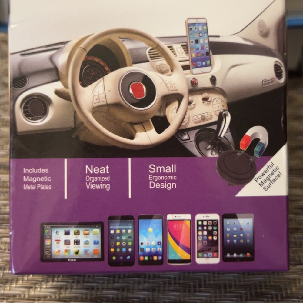 New Universal Magnetic Car Phone Mount - Black